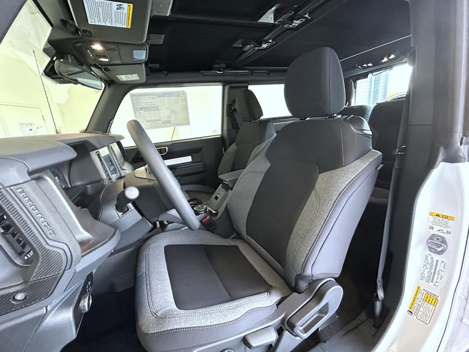 New 2025 Ford Bronco Base image 10