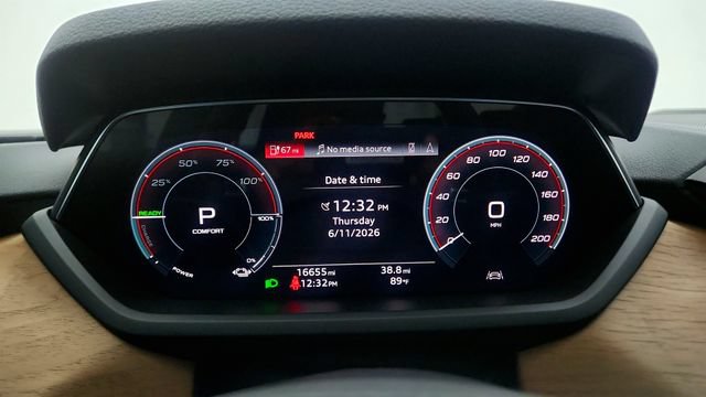 Used 2023 Audi e-tron GT Premium Plus AWD/4WD image 59