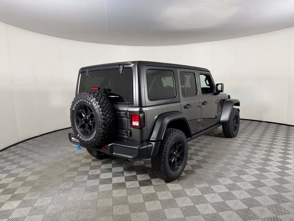 Used 2023 Jeep Wrangler Unlimited w/ Cold Weather Group AWD/4WD image 7