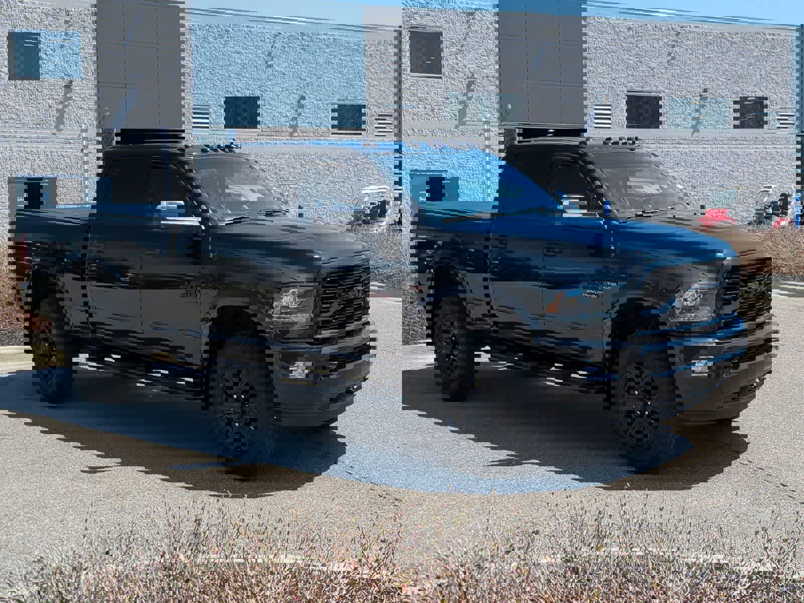 Used 2018 RAM 2500 Laramie w/ Sport Appearance Group AWD/4WD image 2