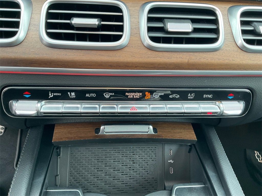 Used 2025 Mercedes-Benz GLS 450 4MATIC image 19