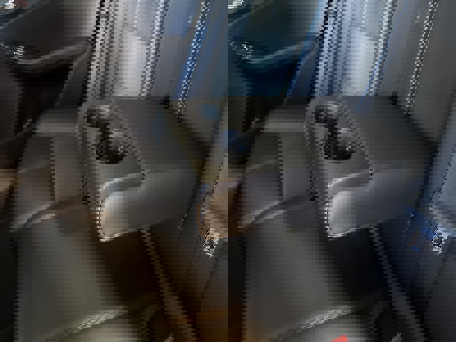 Used 2016 Chevrolet Impala LT image 17