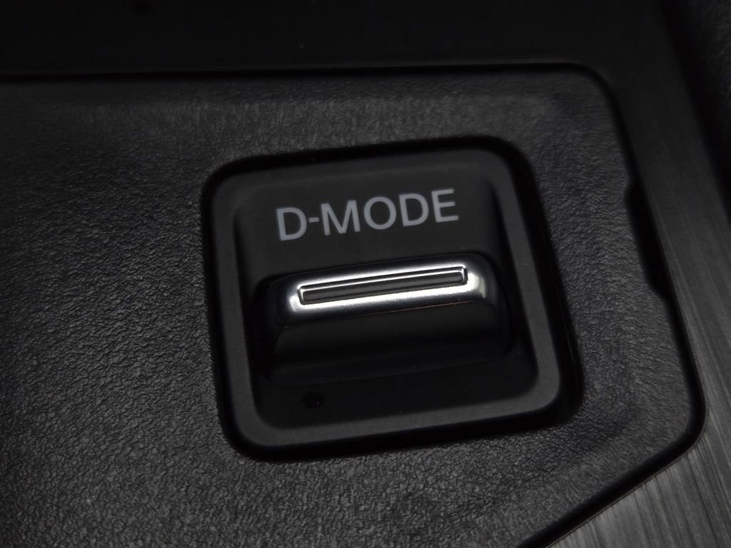 Certified 2026 Nissan Kicks SV image 23