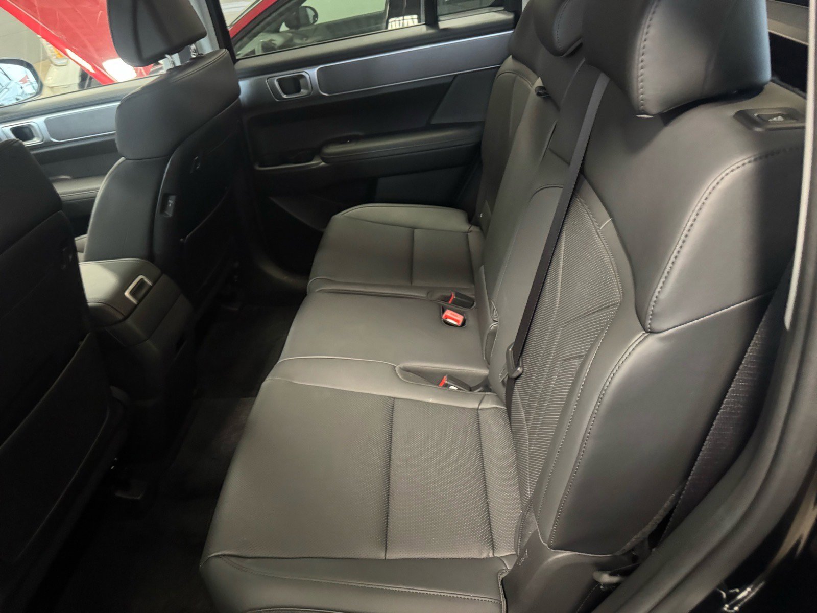 Used 2025 Hyundai Santa Fe XRT image 16