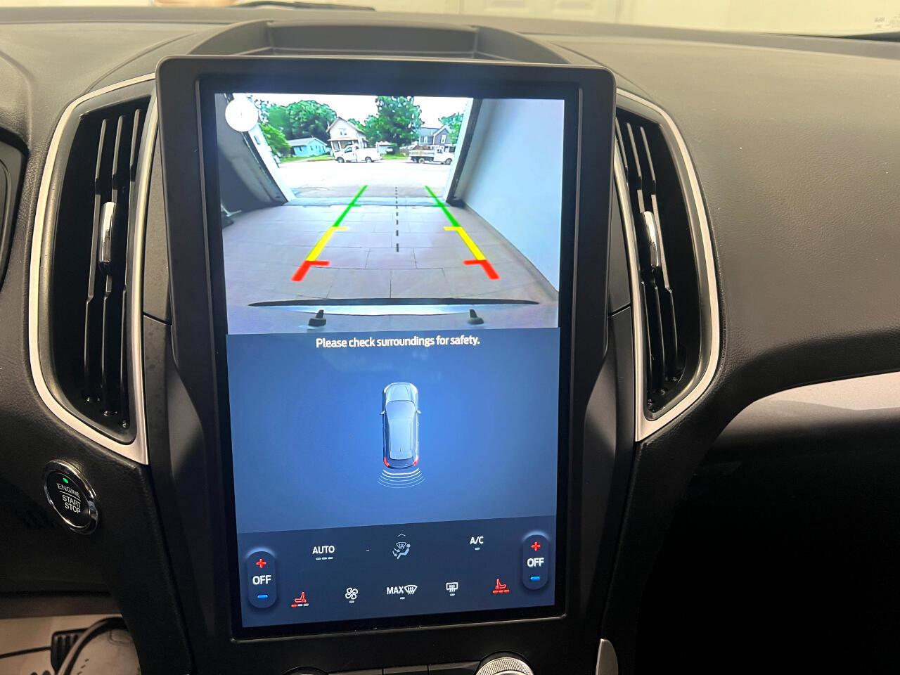 Used 2024 Ford Edge SEL image 59