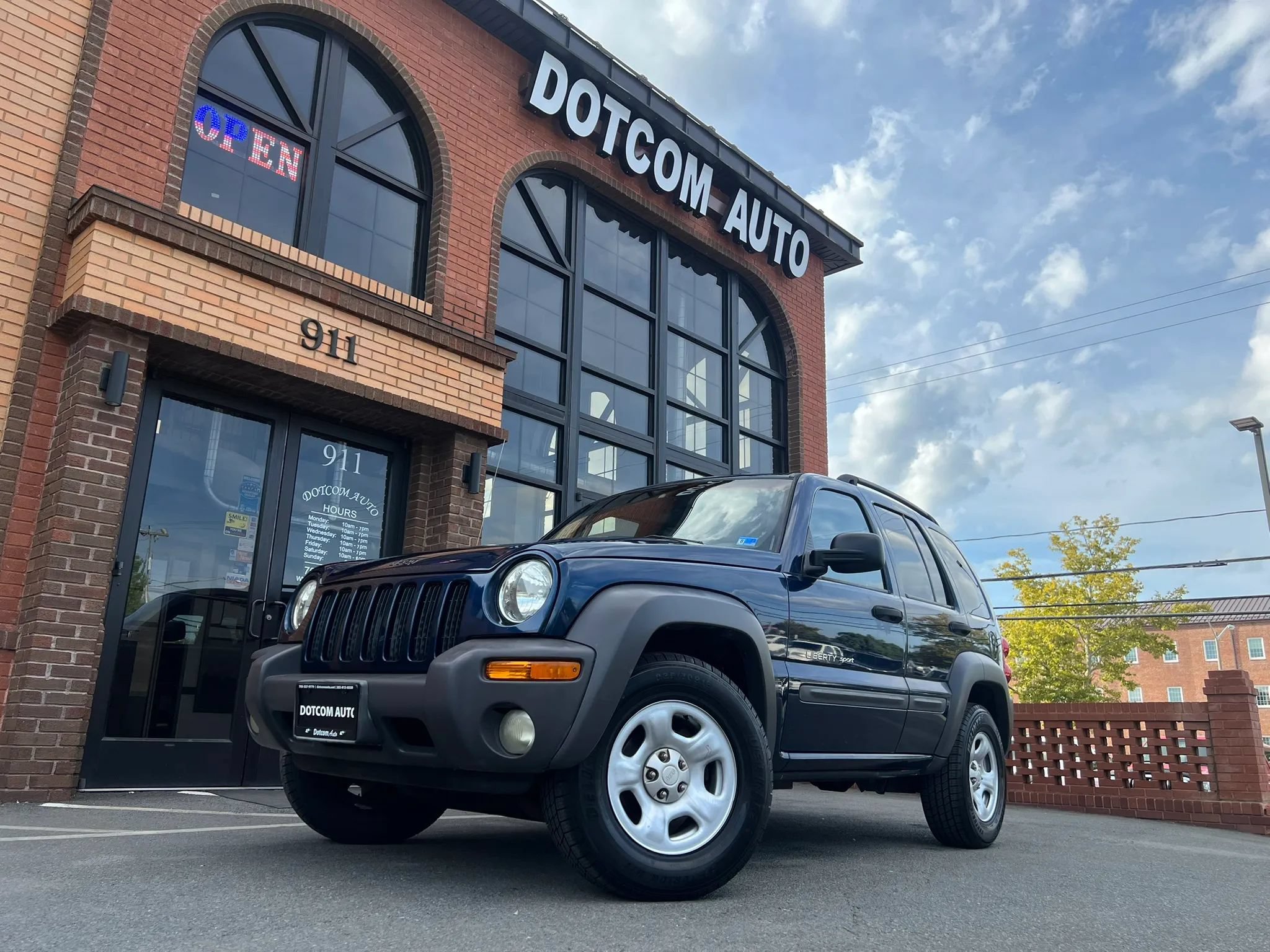 Used 2002 Jeep Liberty Sport AWD/4WD image 3