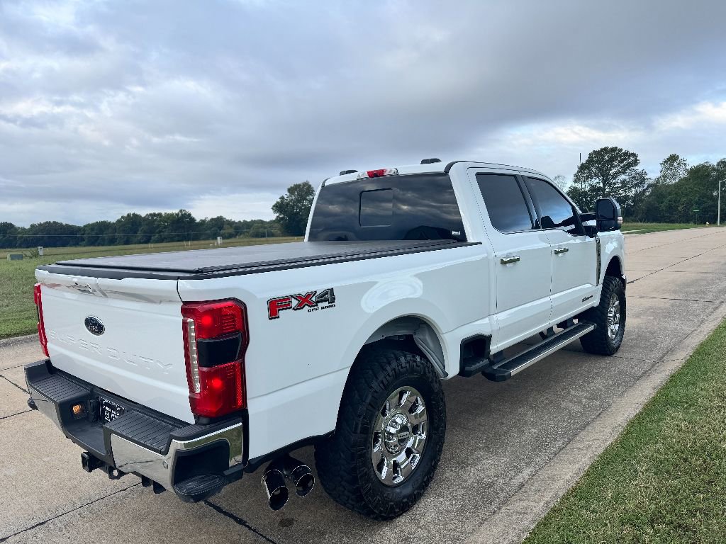 Used 2024 Ford F250 Lariat w/ Chrome Package image 6