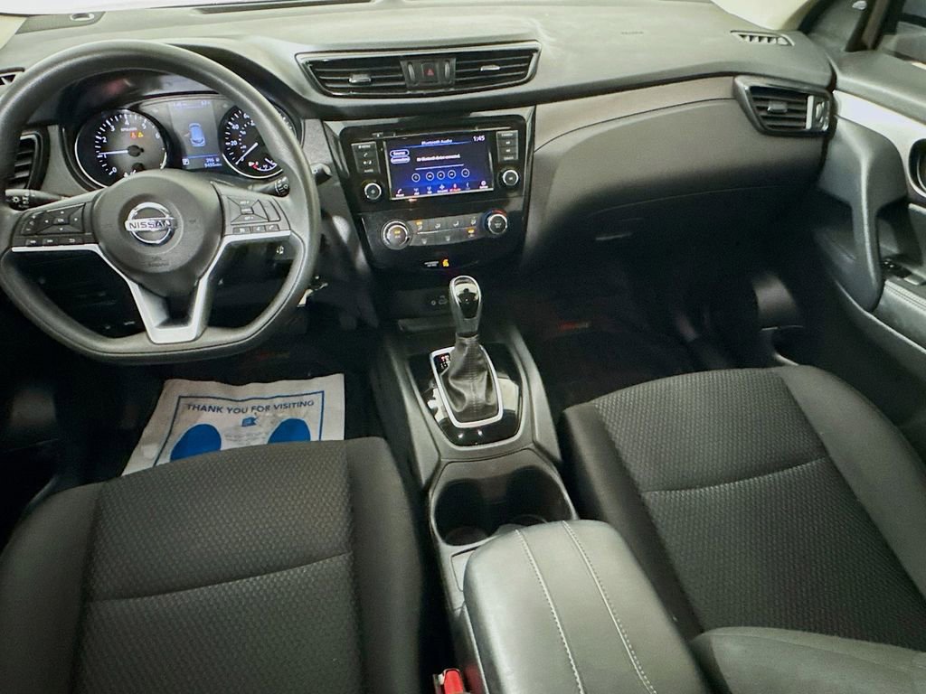 Used 2020 Nissan Rogue Sport S image 26