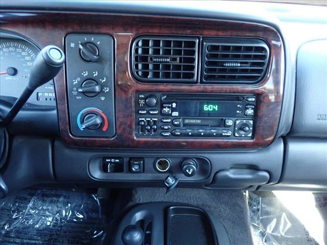 Used 2000 Dodge Durango 4WD image 14