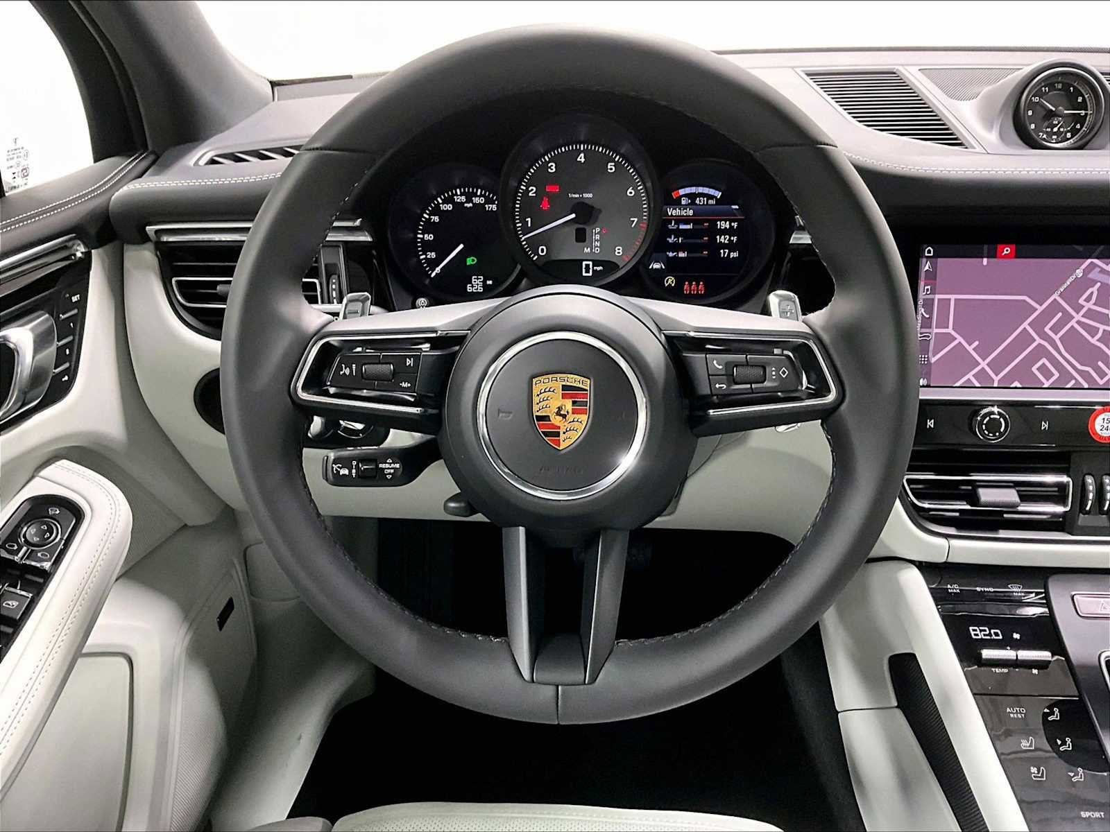 Used 2026 Porsche Macan S image 18