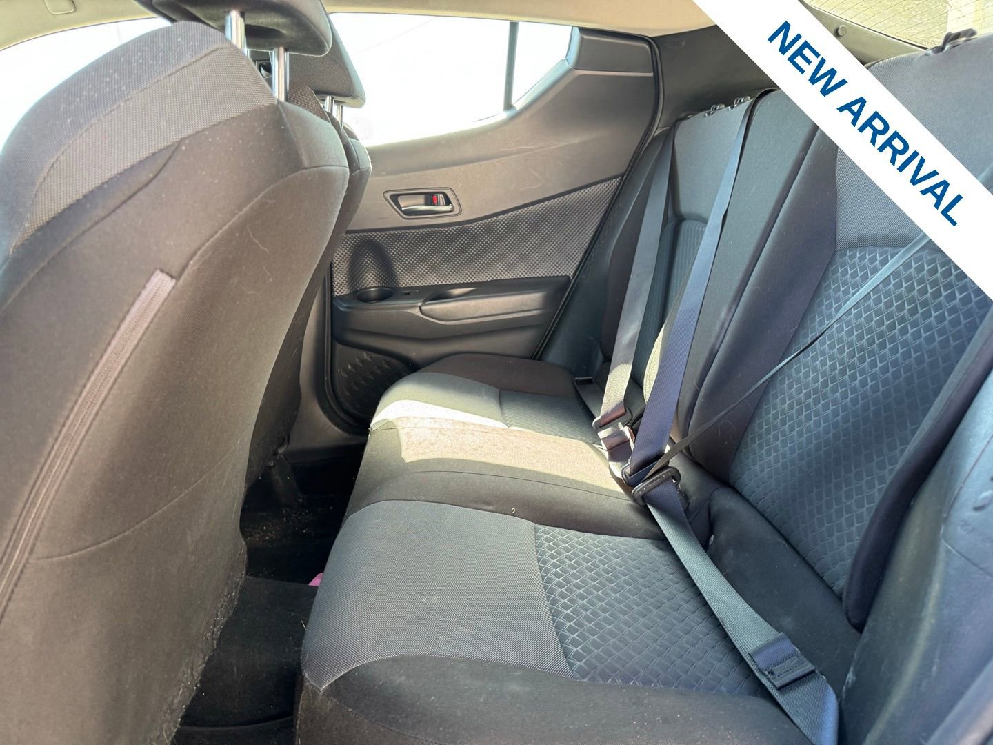 Used 2021 Toyota C-HR LE image 14