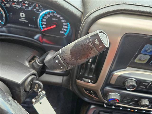 Used 2019 GMC Sierra 2500 Denali w/ Duramax Plus Package AWD/4WD image 11