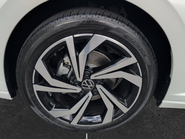 New 2027 Volkswagen Jetta SEL FWD image 9