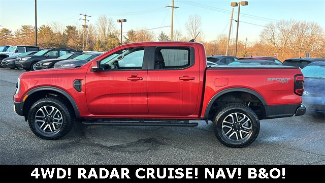 Used 2024 Ford Ranger Lariat w/ Trailer Tow Package image 3