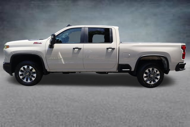 Used 2026 Chevrolet Silverado 2500 Custom w/ Custom Value Package AWD/4WD image 4