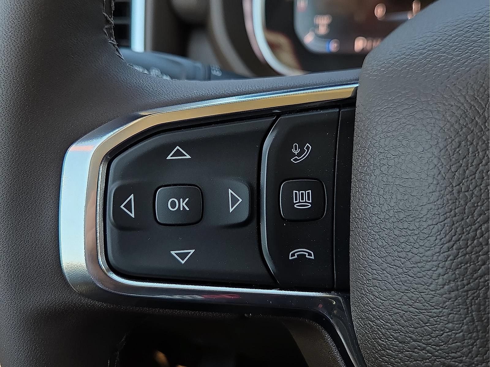 New 2026 RAM 2500 Laramie AWD/4WD image 19