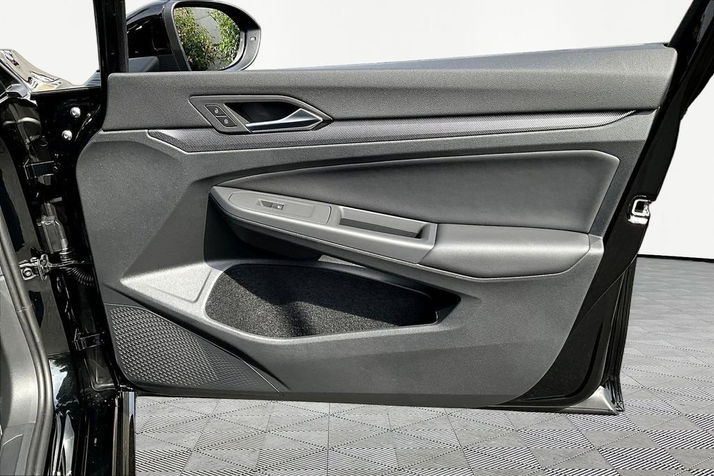 New 2026 Volkswagen Golf image 28