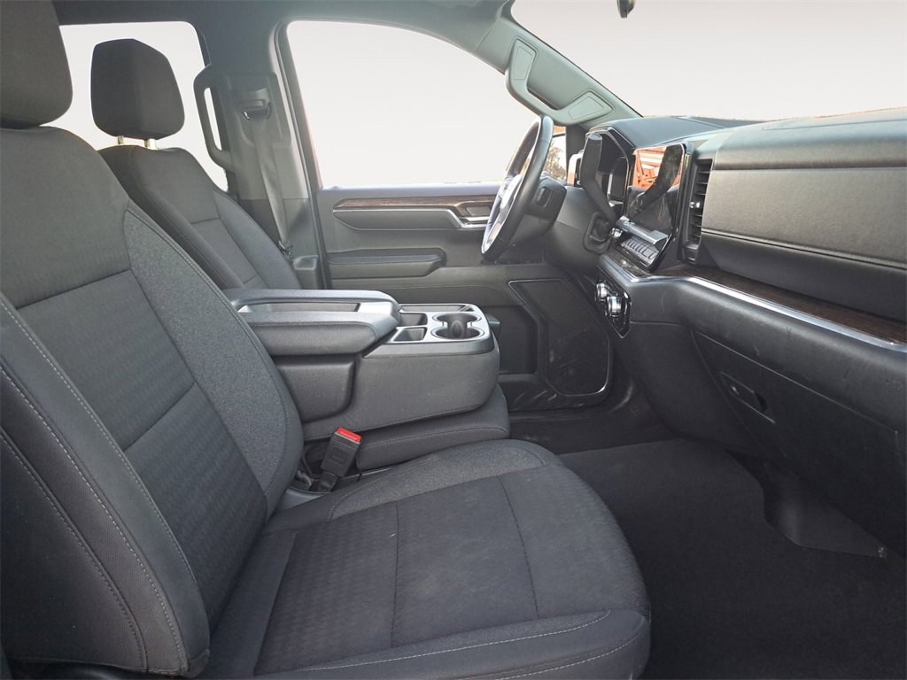 Used 2024 GMC Sierra 1500 SLE image 15