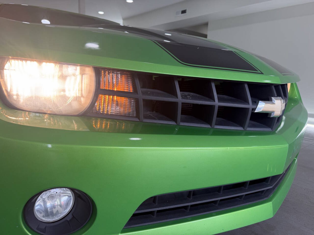 Used 2010 Chevrolet Camaro LT RWD image 10