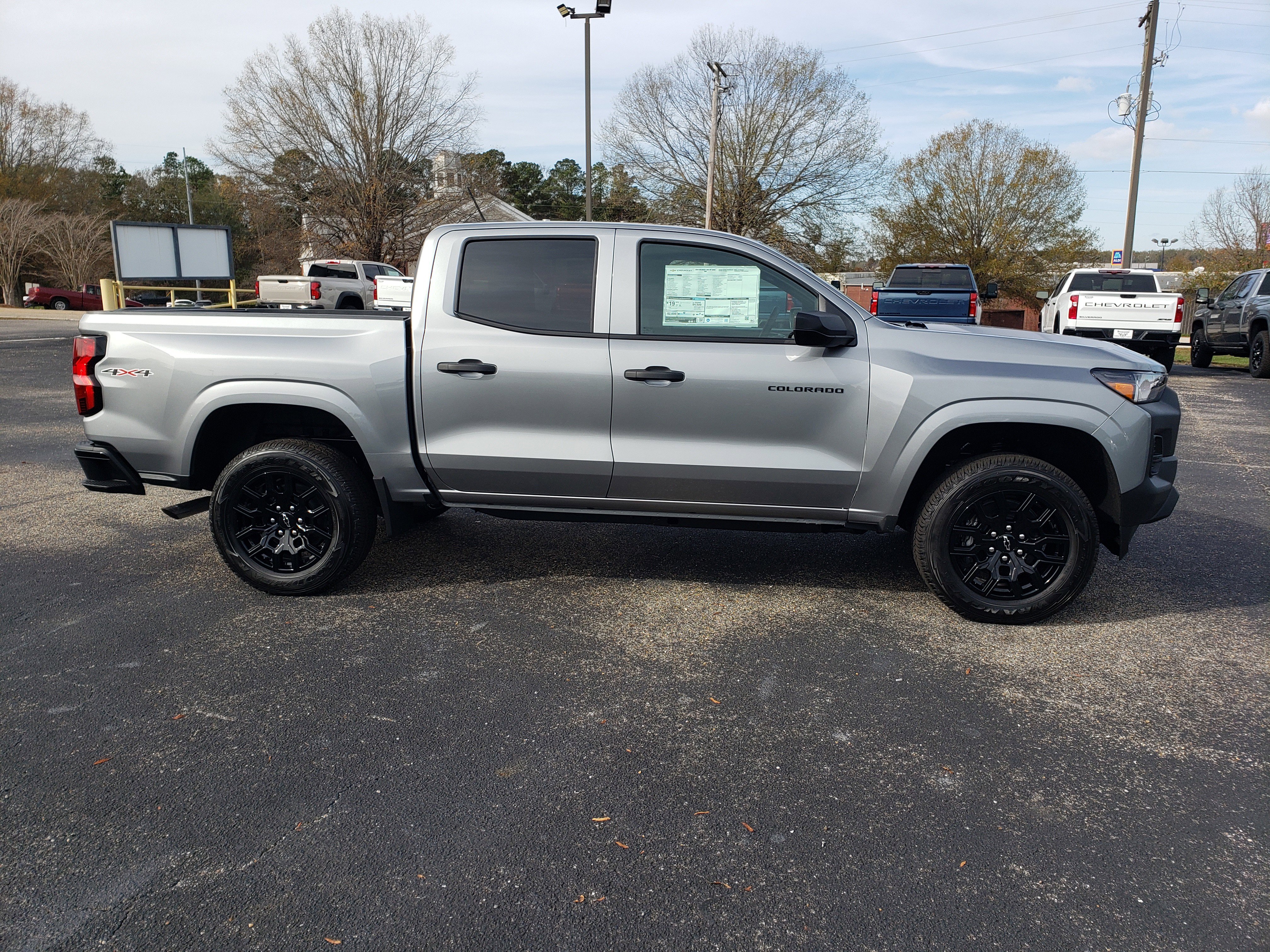 New 2026 Chevrolet Colorado W/T image 5