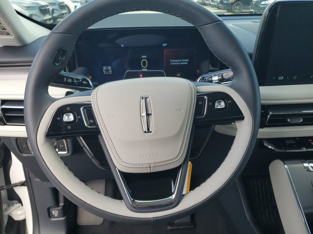 New 2026 Lincoln Aviator 2WD image 24