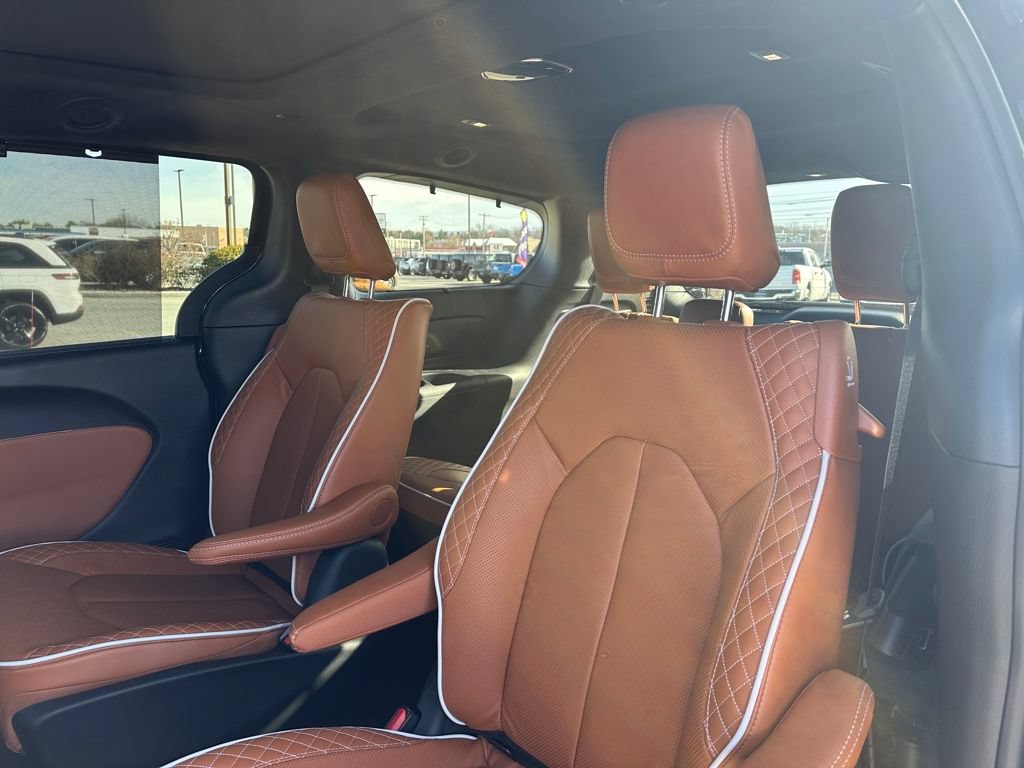 New 2026 Chrysler Pacifica Pinnacle AWD/4WD image 21
