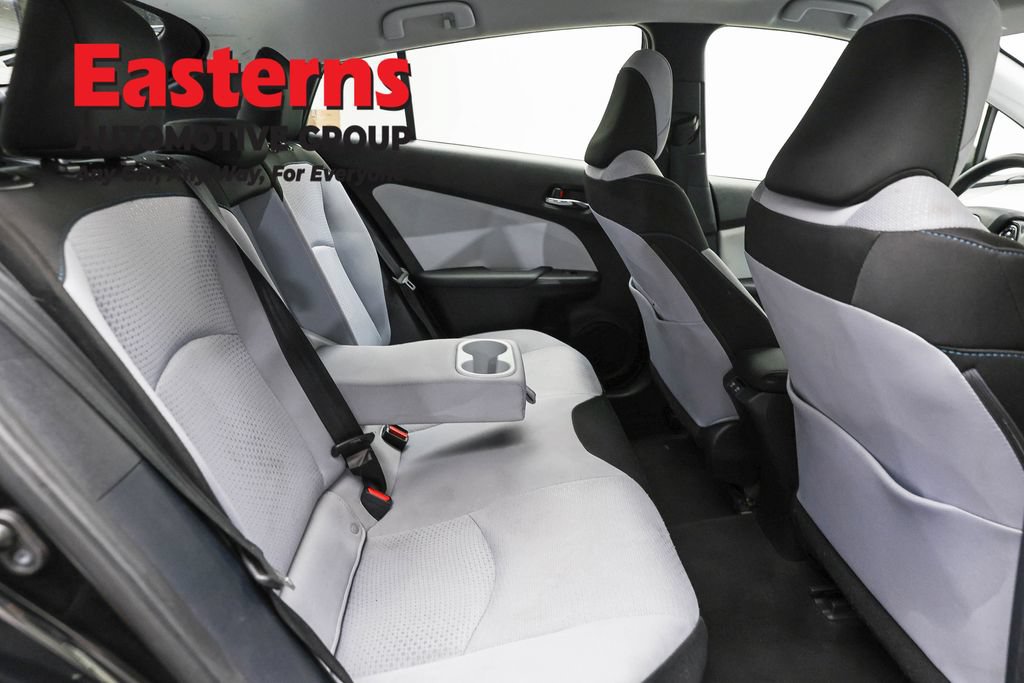 Used 2022 Toyota Prius LE FWD image 23