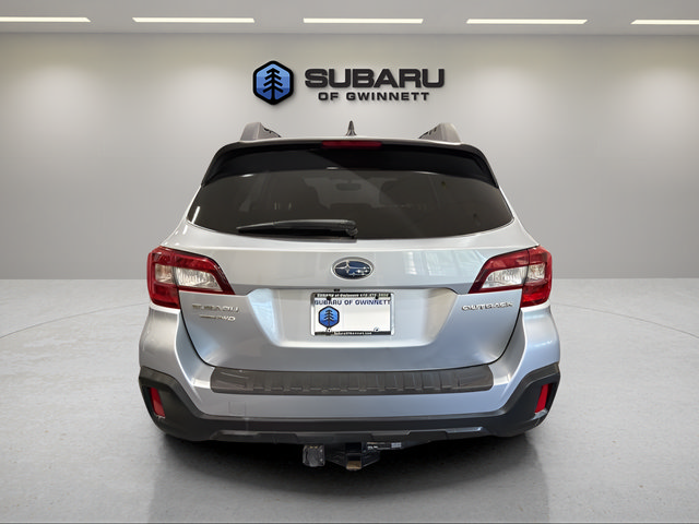 Used 2019 Subaru Outback 2.5i Premium w/ Popular Package #2 AWD/4WD image 4