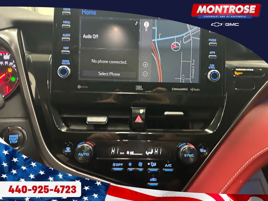 Used 2024 Toyota Camry XSE w/ Navigation Package image 17