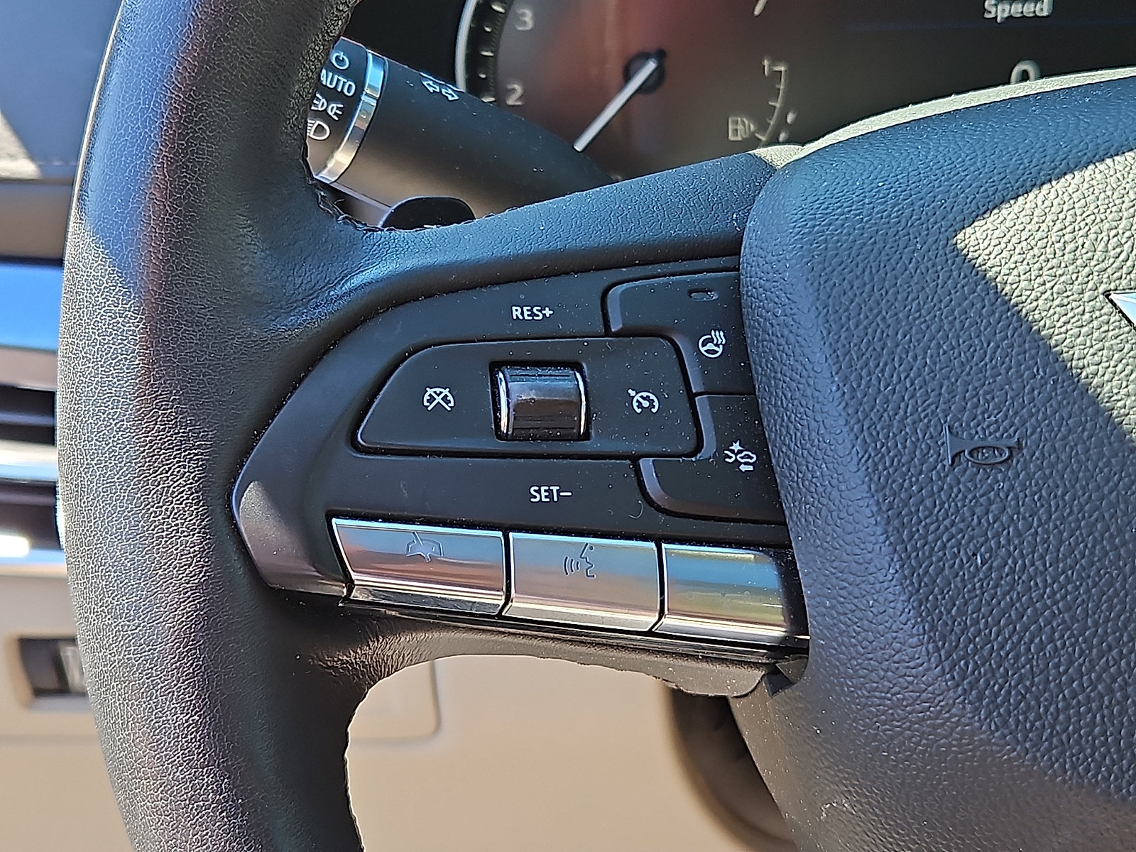 Certified 2023 Cadillac XT4 Luxury w/ Cold Weather Package AWD/4WD image 21
