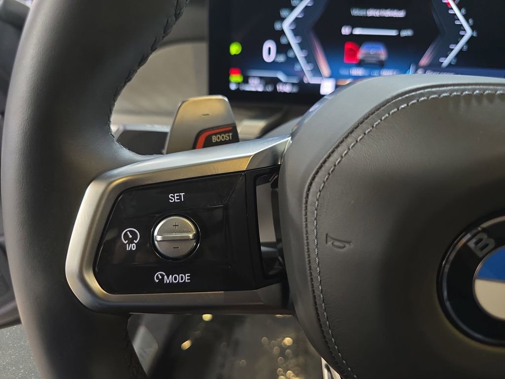 Certified 2023 BMW 740i w/ Parking Assistance Package image 20