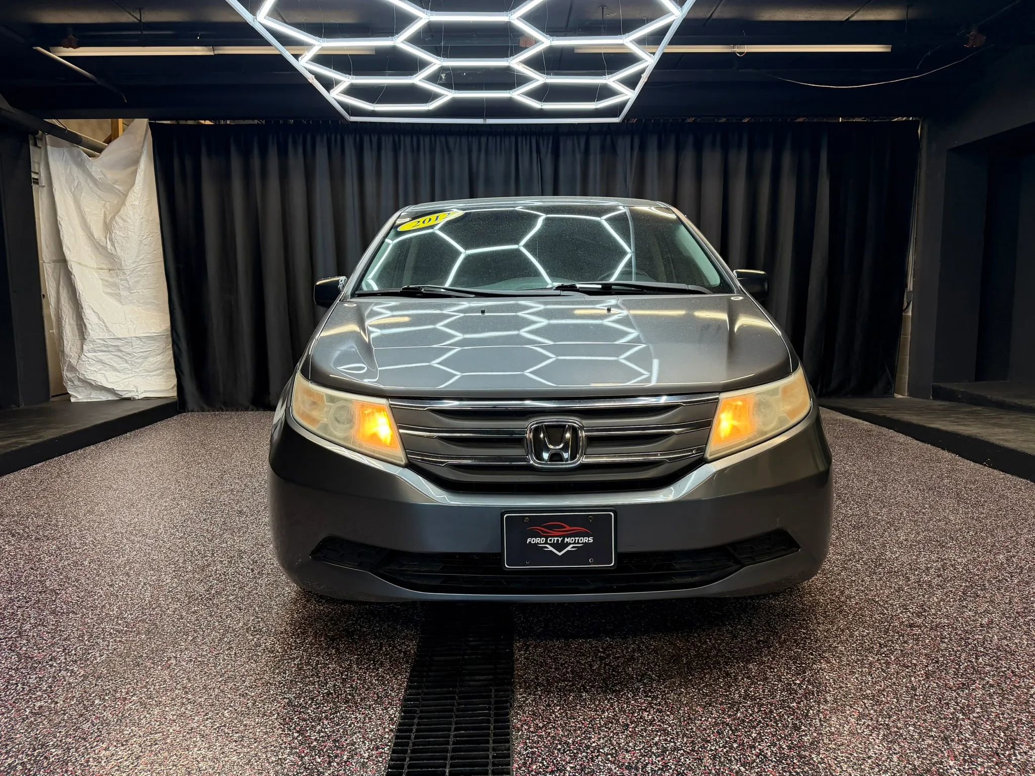 Used 2012 Honda Odyssey LX image 2