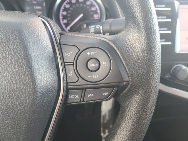 Used 2019 Toyota Camry LE image 21