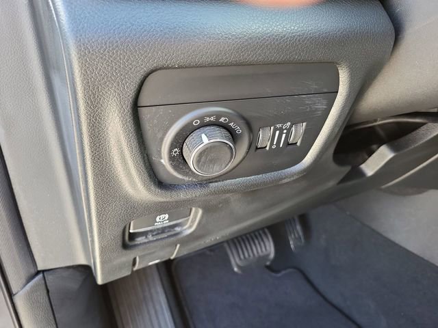 New 2026 Jeep Grand Cherokee L Laredo image 14