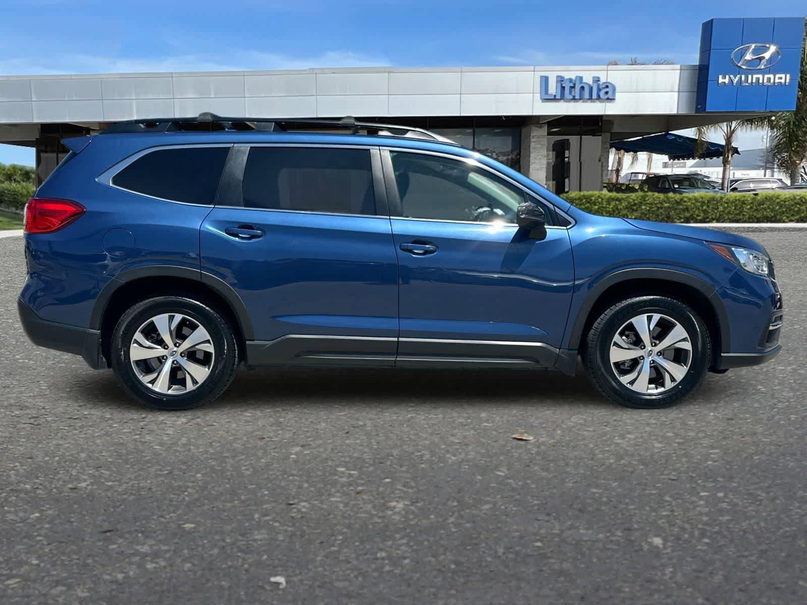 Used 2021 Subaru Ascent Premium w/ Convenience Package AWD/4WD image 9