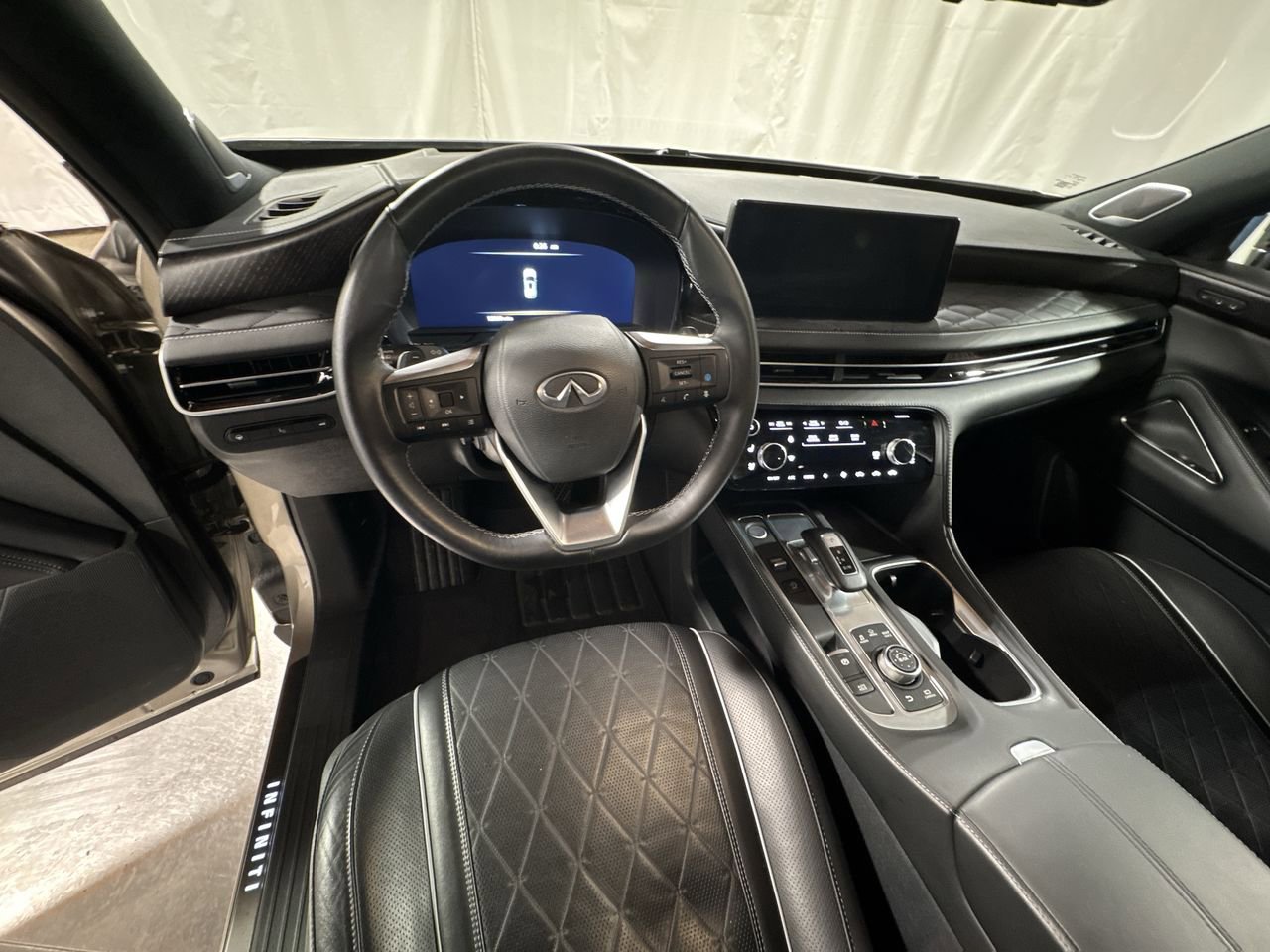 Certified 2024 INFINITI QX60 Autograph w/ Cargo Package image 16