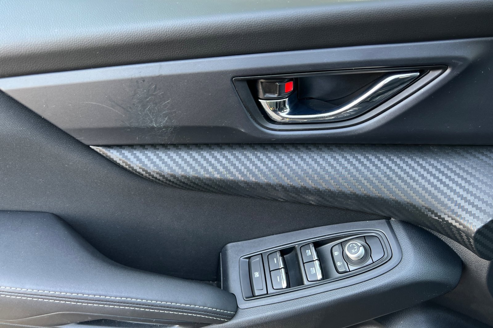 Used 2023 Subaru Ascent Premium w/ Convenience Package image 8