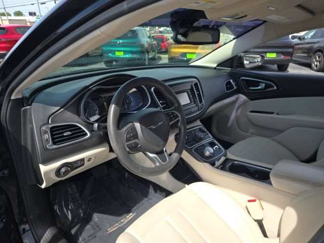 Used 2016 Chrysler 200 Limited FWD image 14