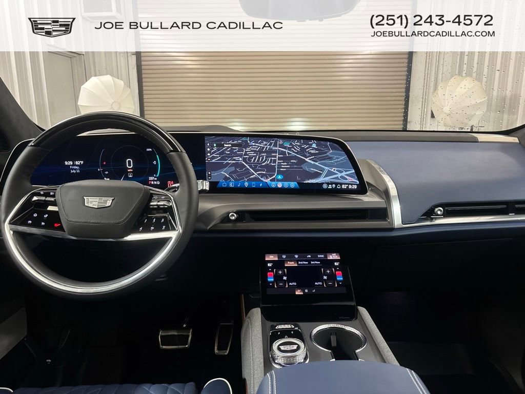 New 2026 Cadillac Vistiq Premium Luxury w/ LPO, Floor Liner Package image 39