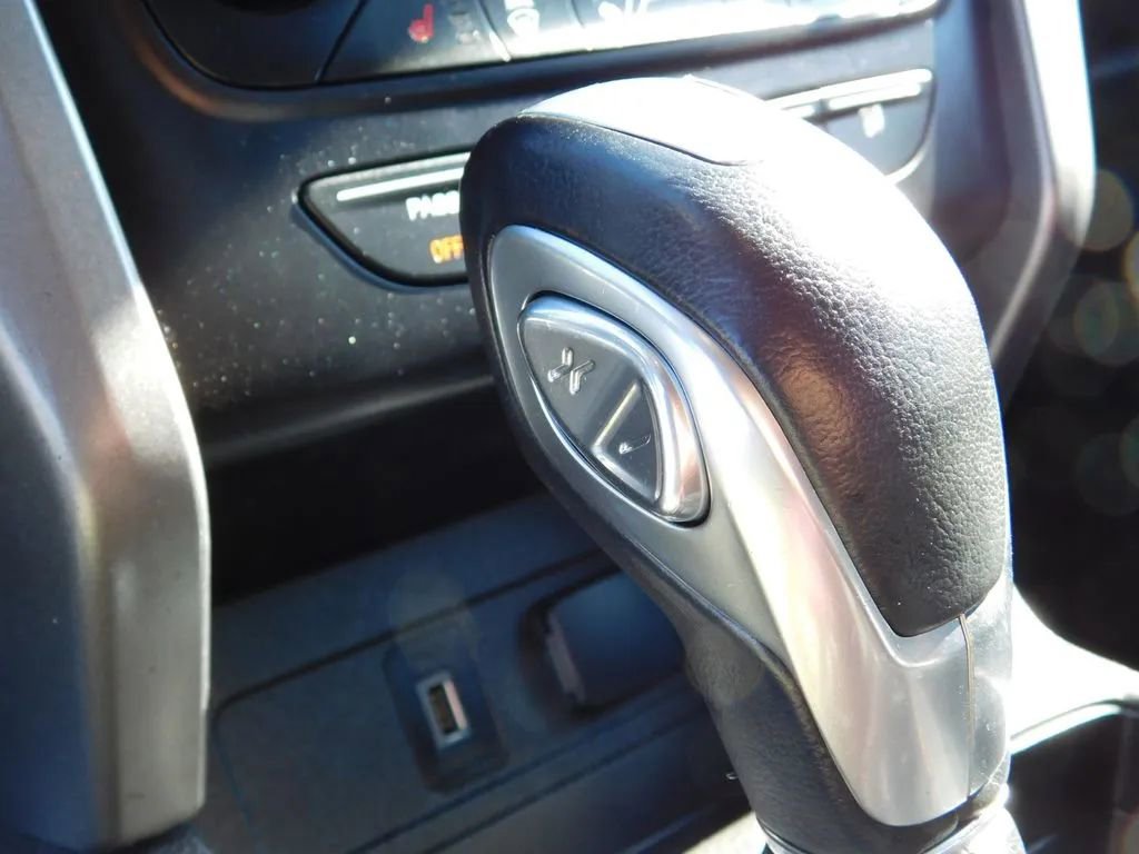 Used 2018 Ford Escape SEL image 21