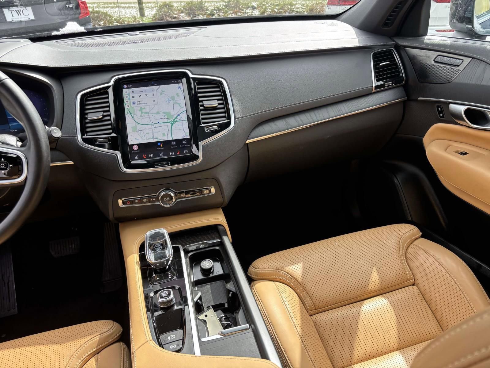 Used 2023 Volvo XC90 B6 Ultimate w/ Protection Package Premier image 31