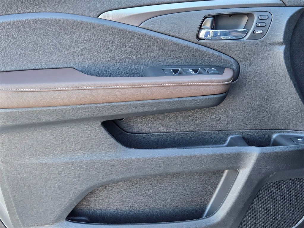 New 2026 Honda Ridgeline RTL image 12