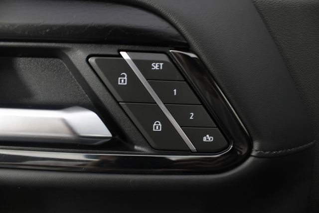 Used 2025 GMC Sierra 1500 AT4X image 18