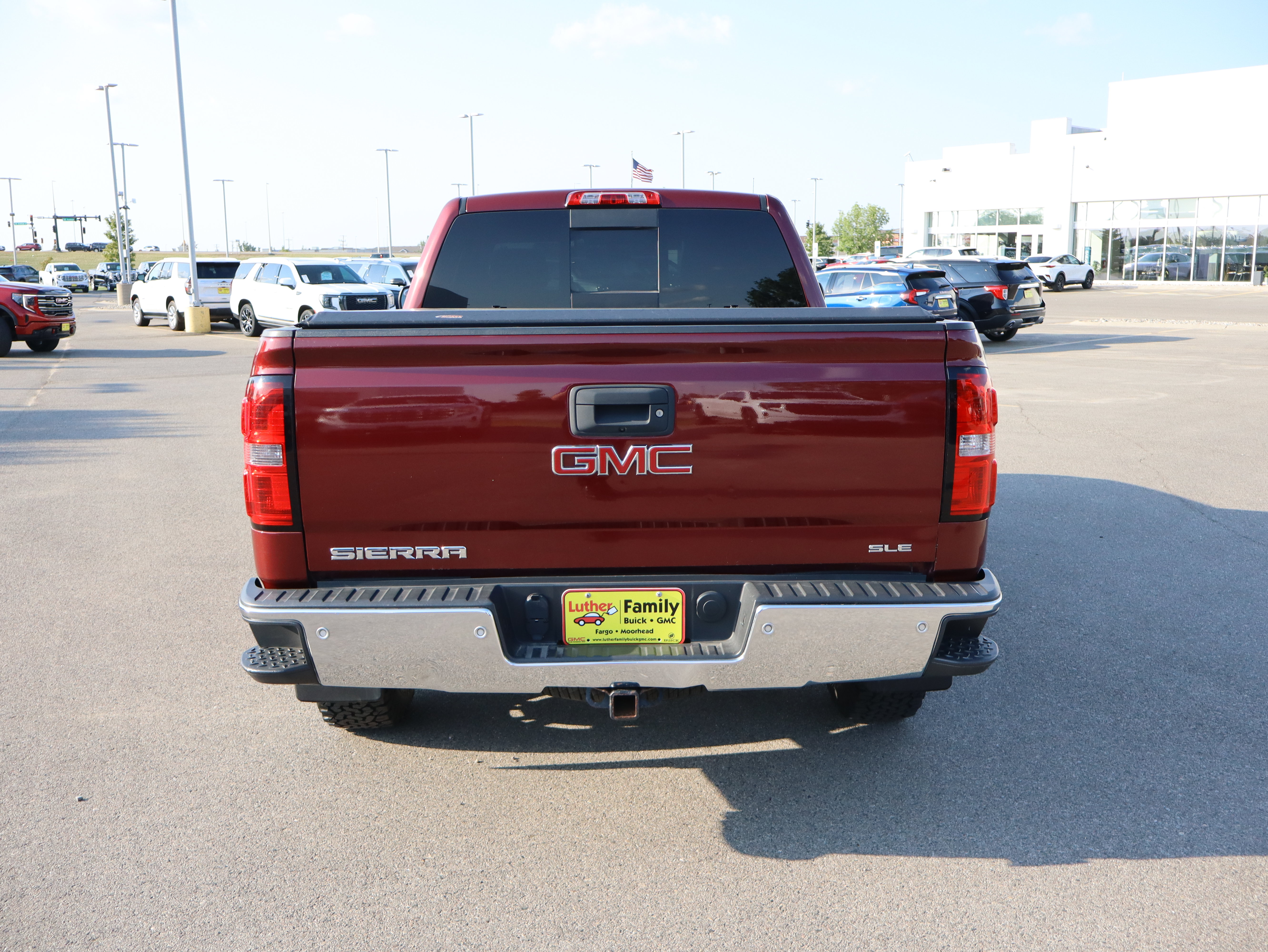 Used 2015 GMC Sierra 1500 SLE w/ SLE Value Package AWD/4WD image 6