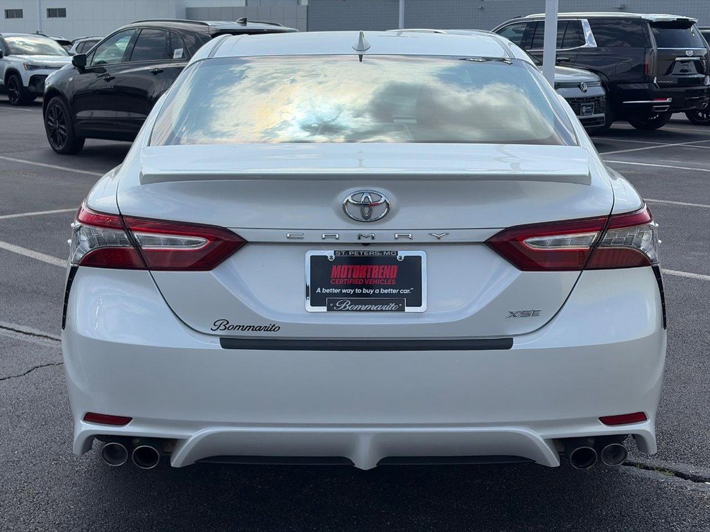 Used 2019 Toyota Camry XSE image 5