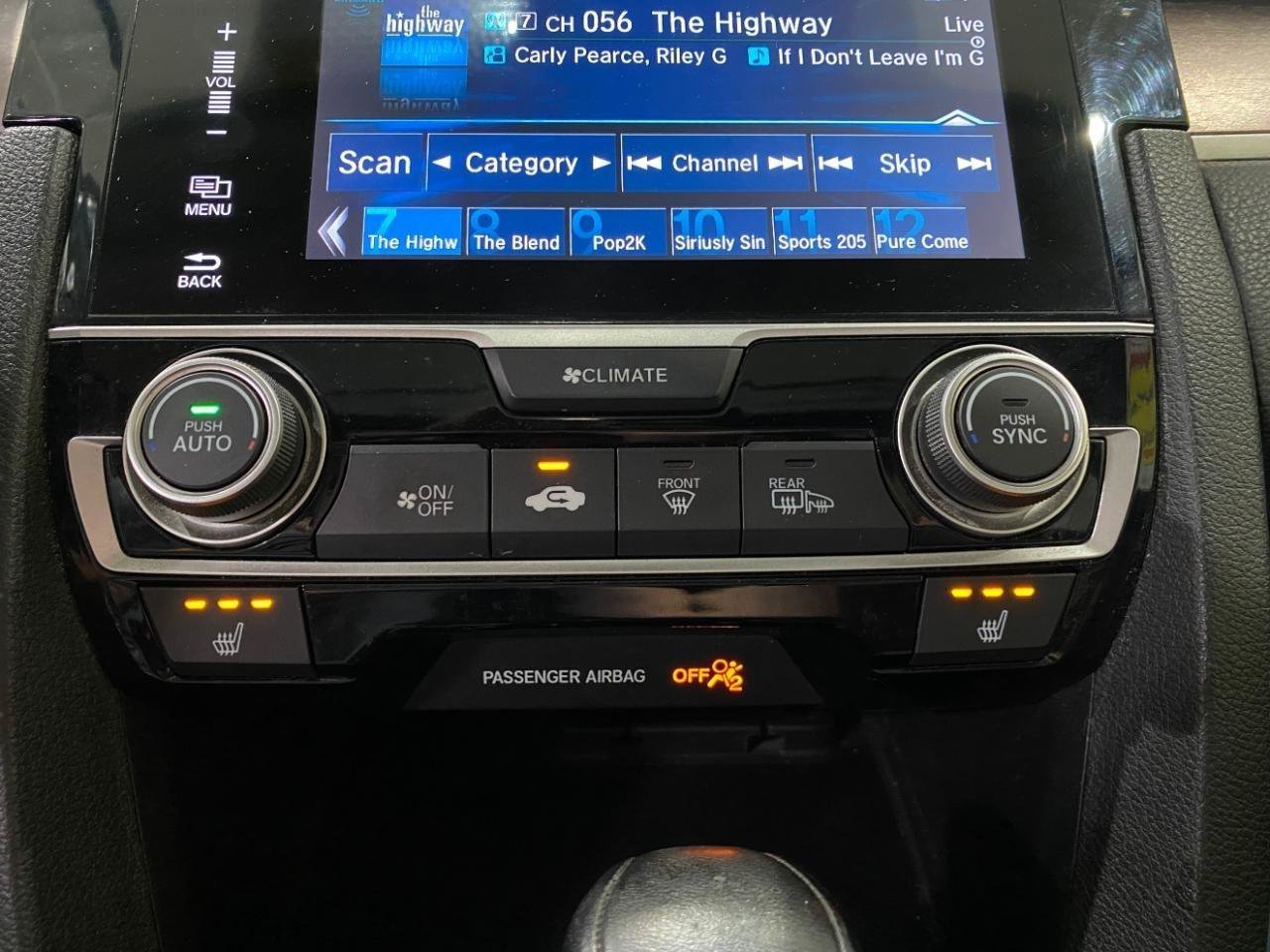 Used 2016 Honda Civic Touring image 16