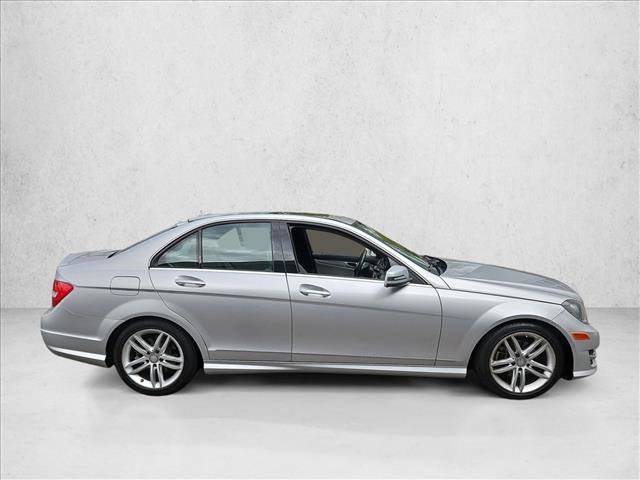 Used 2014 Mercedes-Benz C 250 Sedan image 4