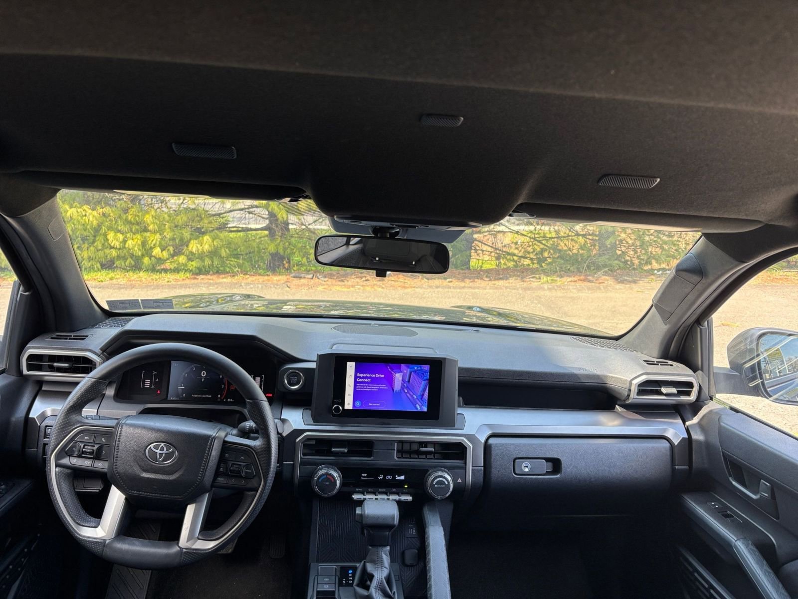 Used 2025 Toyota 4Runner SR5 image 34