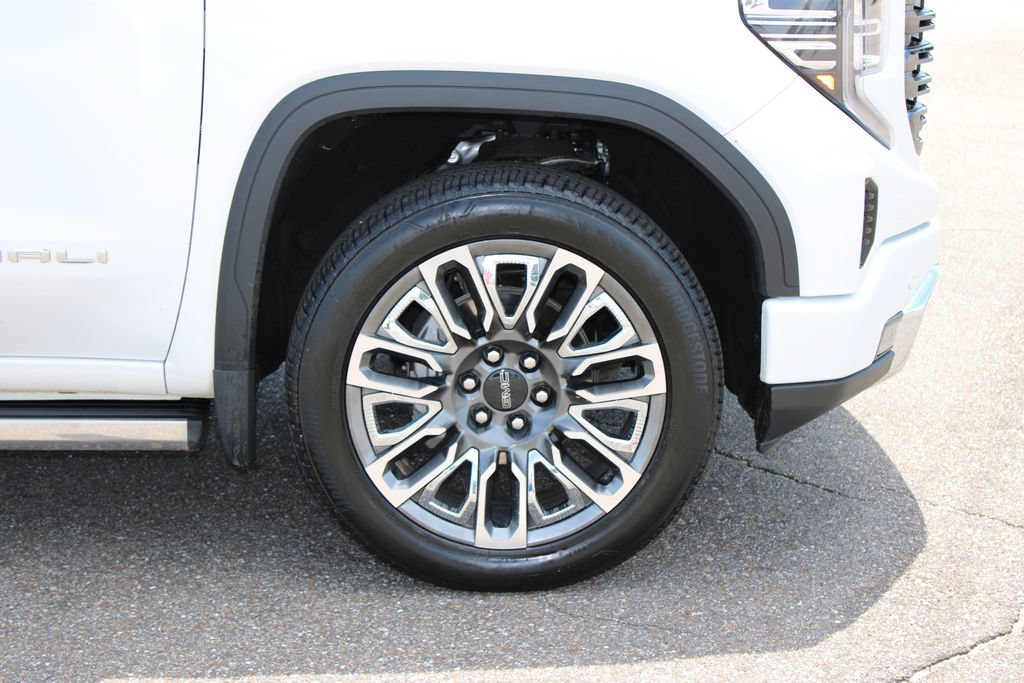 Used 2023 GMC Sierra 1500 Denali Ultimate AWD/4WD image 5