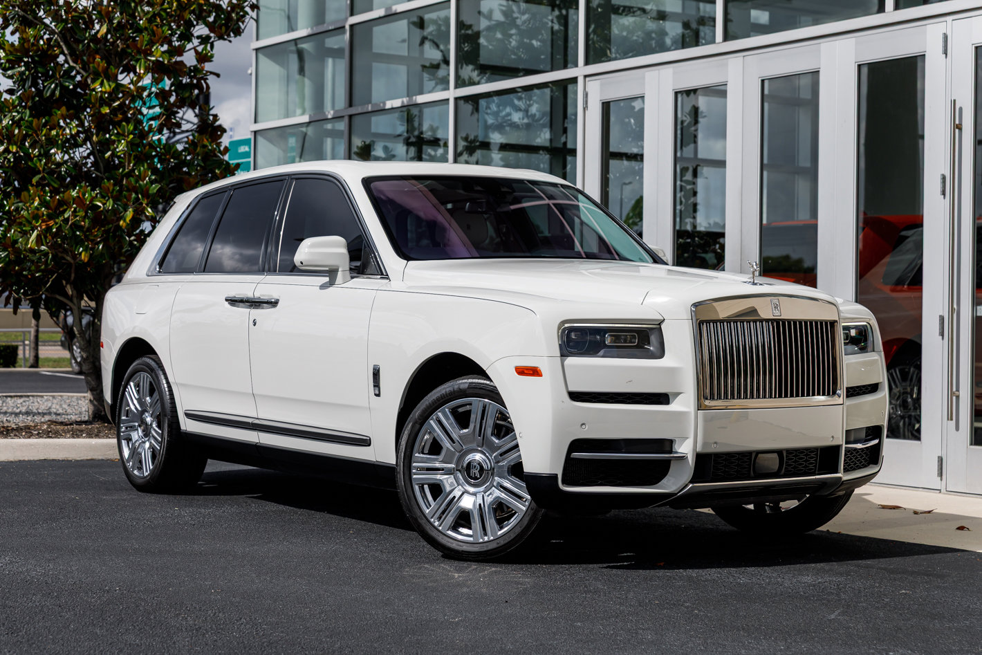 Used 2023 Rolls-Royce Cullinan AWD/4WD image 49